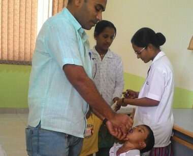lbw_polio-vaccination